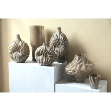 Teelichthalter – Glas Material, Unregelmäßige Form, Taupe Farbe – Rilie | PTMD