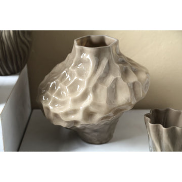 Vase – Massives Glas, Unregelmäßige Form, Taupe Farbe L – Moises | PTMD