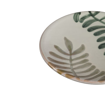 Tray – White Surface, Leaf Pattern, Ceramic Material – Vandy | PTMD