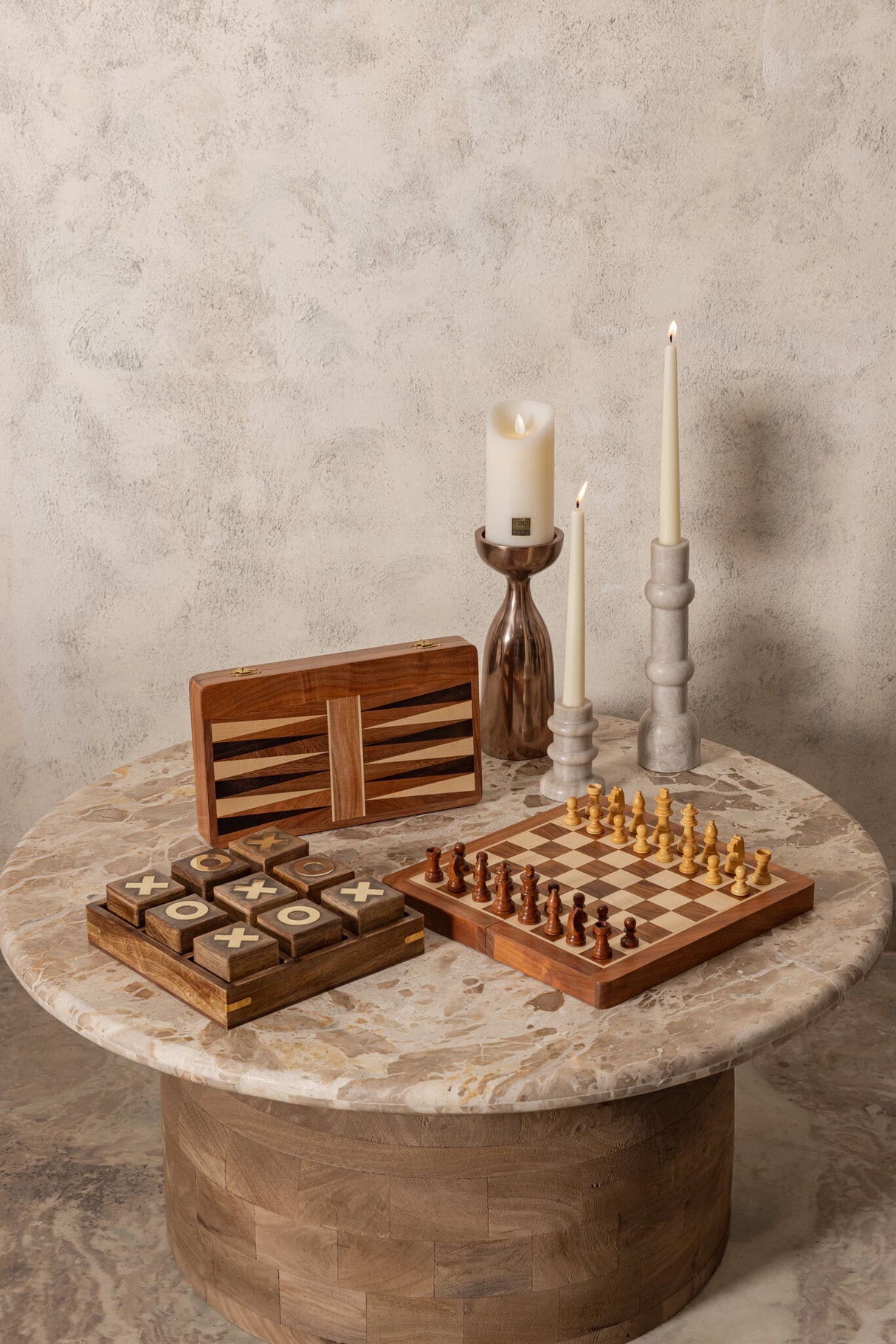 Tic-Tac-Toe – Mangoholz, Dunkelbraunes Finish - Elani | PTMD
