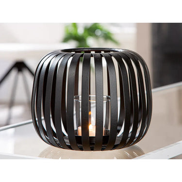 Windlicht – Zeitlose Eleganz, Stimmungsvolles Lichtspiel, Schwarze Akzente, 13 cm - Dogma | Gilde