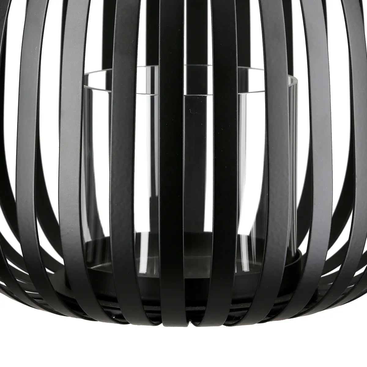 Windlicht – Zeitlose Eleganz, Stimmungsvolles Lichtspiel, Schwarze Akzente, 17 cm - Dogma | Gilde