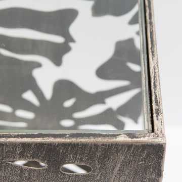 Säule – Blattmotiv Design, Antikfinish Oberfläche, Verspiegelte Details, 100cm Höhe - Flora | Gilde