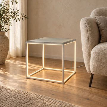Floor lamp with high-quality metal body, slender design, integrated LED technology – DELUX | Sompex
