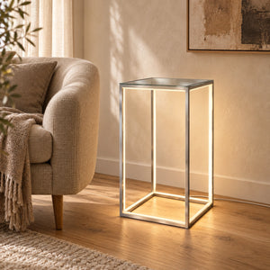Floor lamp with high-quality metal body, slender design, integrated LED technology – DELUX | Sompex