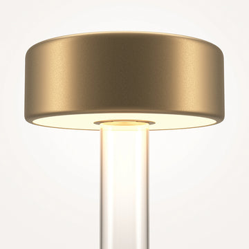 Akku-Tischleuchte – Goldene Oberfläche, Glassockel, Aluminiumschirm - AI Collaboration | Maytoni