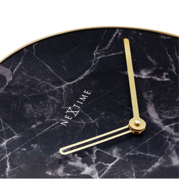Wanduhr – Marmor-Glas, Goldene Zeiger, Elegantes Design | NeXtime
