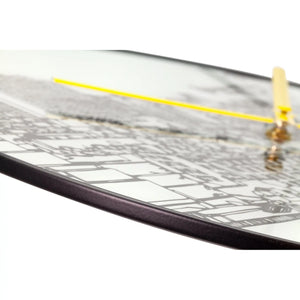 Wanduhr – Lautloses Uhrwerk, Jazzmotiv, Glasdesign - Trumpet City | NeXtime