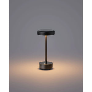Tischleuchte – Schlankes Design, Kabellose Freiheit, Sanftes Licht - Iena | ELLE Decoration