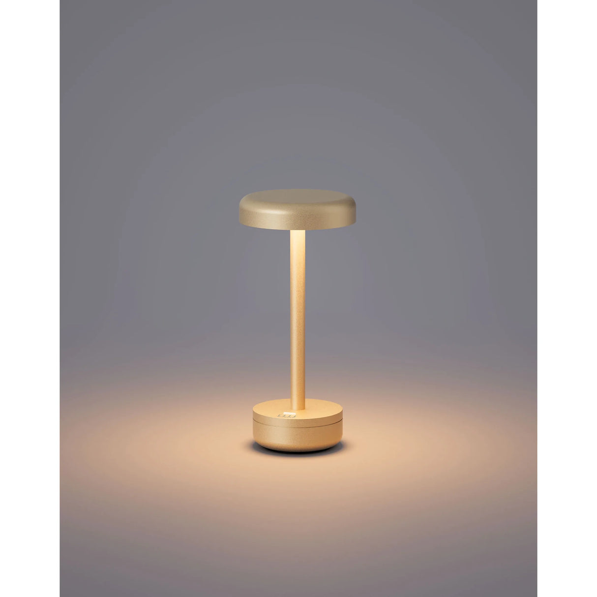 Tischleuchte – Schlankes Design, Kabellose Freiheit, Sanftes Licht - Iena | ELLE Decoration