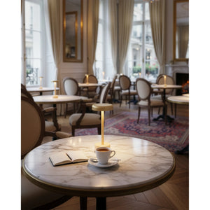 Tischleuchte – Schlankes Design, Kabellose Freiheit, Sanftes Licht - Iena | ELLE Decoration
