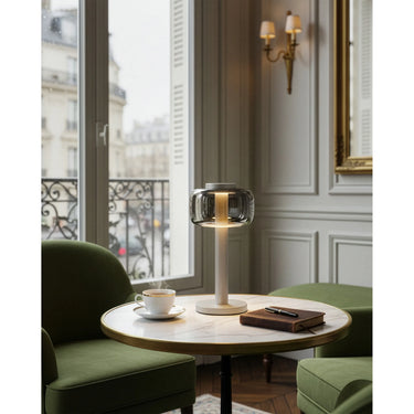 Tischleuchte – Kabellos, Dimmbar, Glasdesign - Odeon | ELLE Decoration