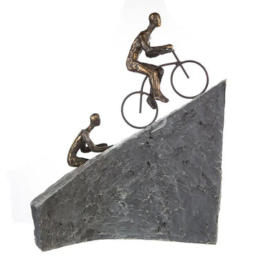 Skulptur – Matte Oberfläche, Strukturierte Form, Bronzene Optik - Racing | Gilde