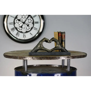 Skulptur – Bronzene Optik, Strukturierte Oberfläche, Symbolisches Herz - Herz aus Händen | Gilde