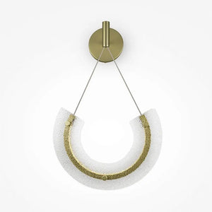 Wall light with gold finish and textured glass diffuser – Maya | Maytoni