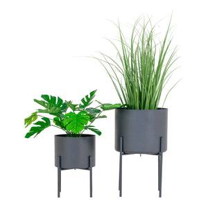 Blumentopf-Set – Grauer Stahl, Zwei Stück, Erhöhte Pflanzenelemente - Pavia | House Nordic