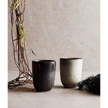 Tasse – Reaktive Glasur, Organische Form, Zeitloses Design - Mame | Muubs