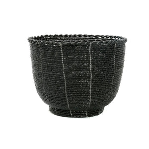 Korb – Perlen Material, Dekorative Form, Schwarze Farbe, M - Beaded | Bazar Bizar Antwerp