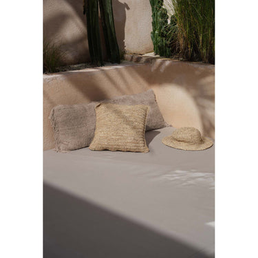 Kissenbezug – Handgewebtes Raffia, Natürliche Struktur, Boho Design – Flores | Bazar Bizar Antwerp