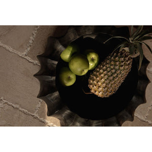 Schale – Mangoholz Material, Gewellte Form, Schwarze Farbe – Kuro Kabocha | Bazar Bizar Antwerp