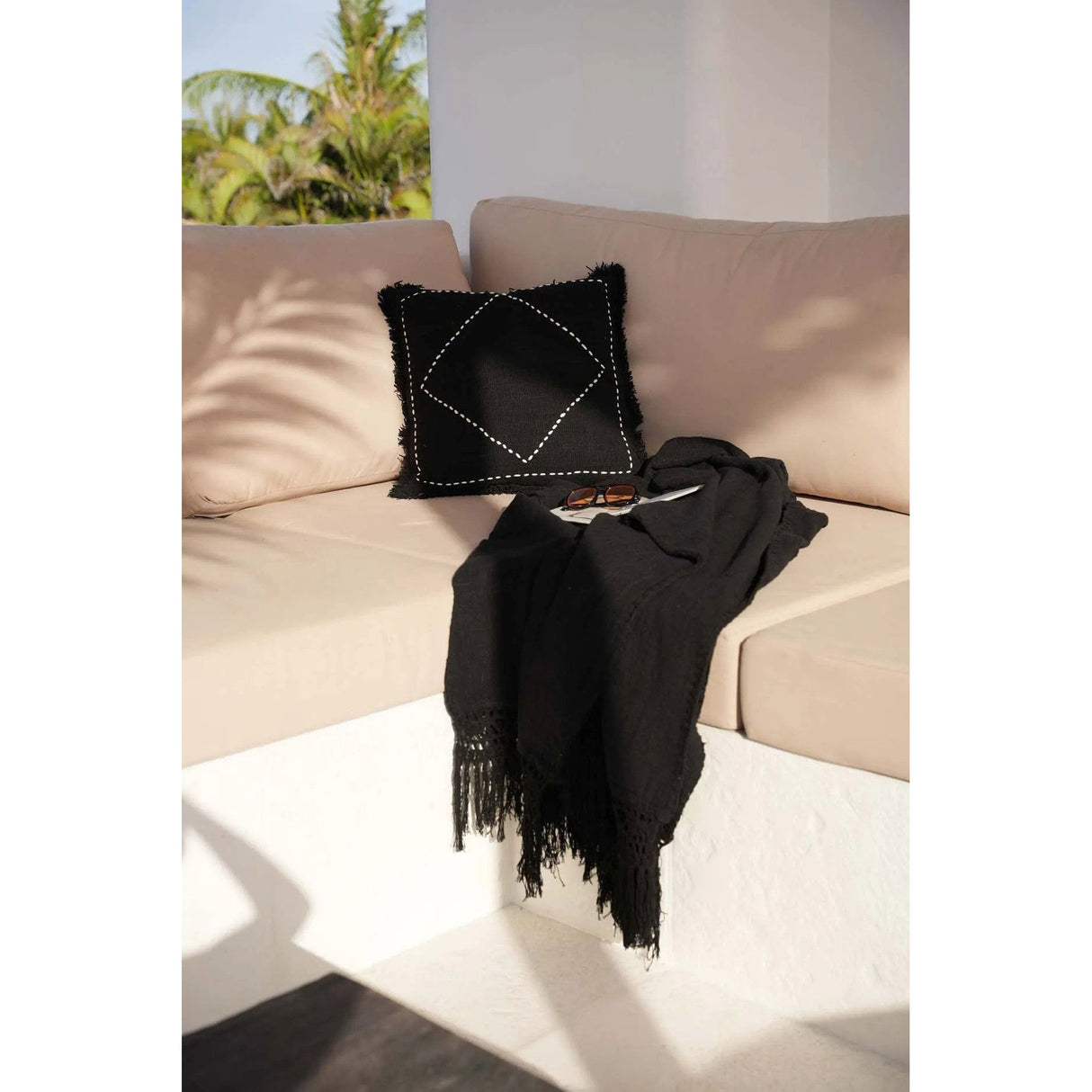 Kissenbezug – Baumwolle Material, Boho Stil, Schwarz Weiß Ton - Kasbah | Bazar Bizar Antwerp