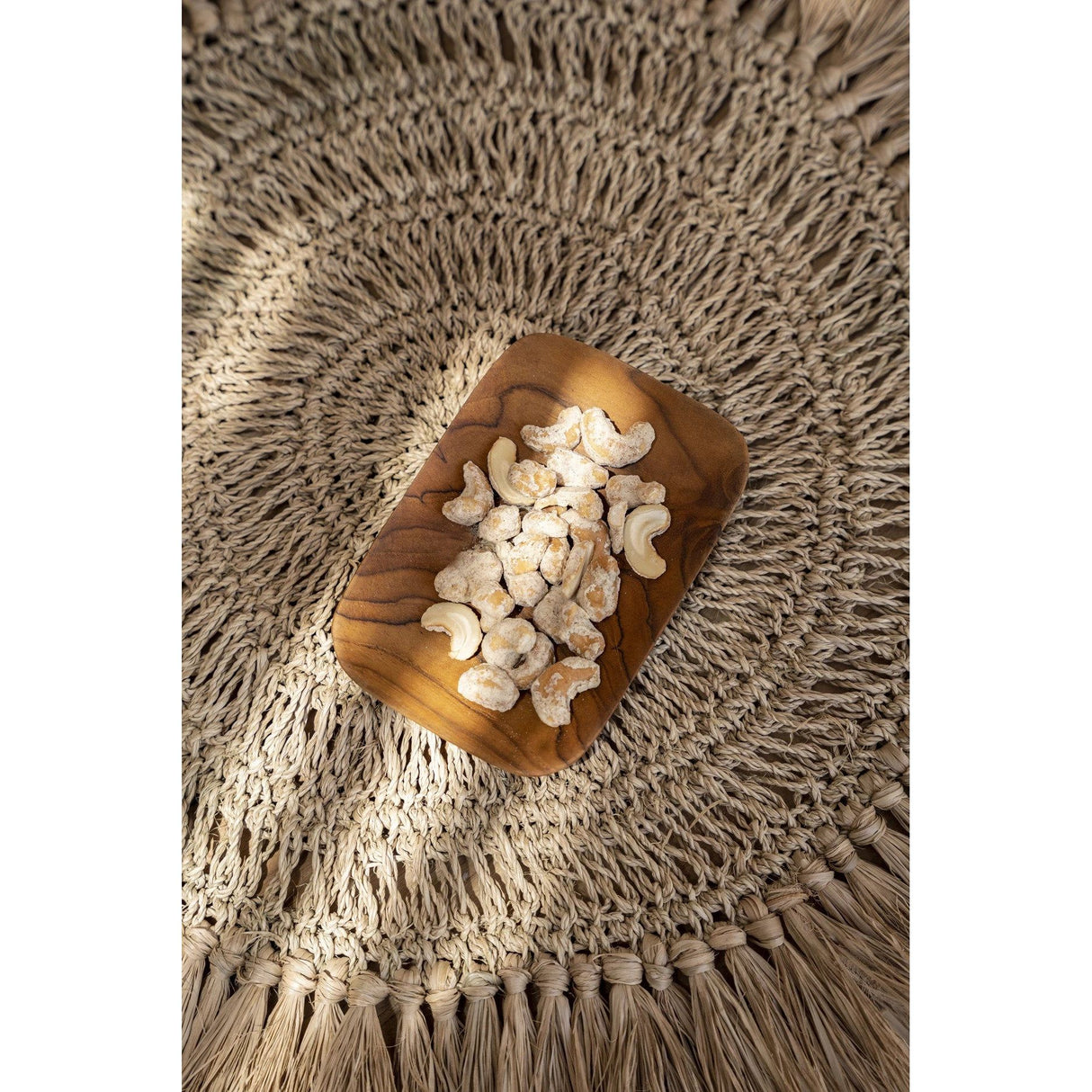 Servierteller – Teakwurzelmaterial, Rechteckiges Design, Natürliche Farbe – Teak Root Side Plate | Bazar Bizar Antwerp
