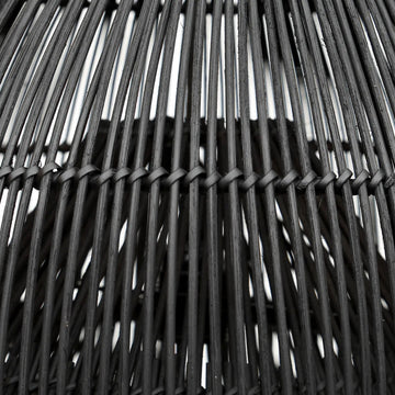 Pendelleuchte – Rattanmaterial, Schwarzes Finish, Vasenform, L - Lobster Trap | Bazar Bizar Antwerp