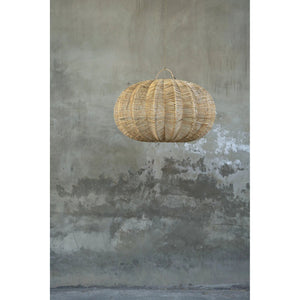 Pendelleuchte – Handgeflochtenes Rattan, Laternenform Design, Sanftes Licht, L – Cerise | Bazar Bizar Antwerp