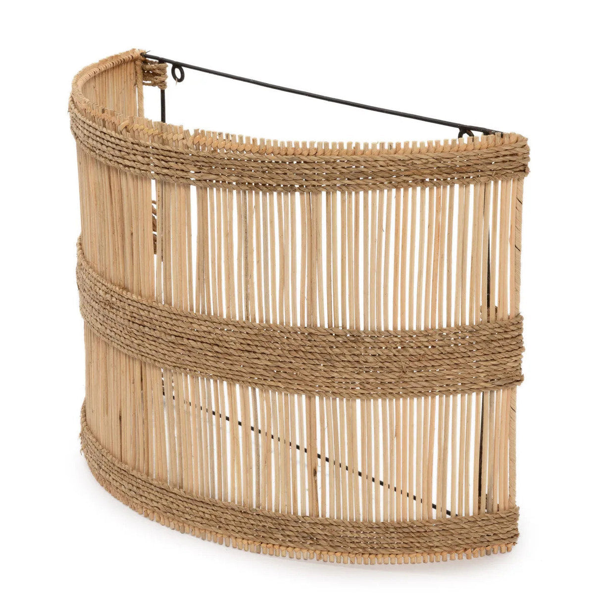 Wandleuchte – Rattan, Geflochtenes Design, Halbzylinderform, M - Doedoe | Bazar Bizar Antwerp