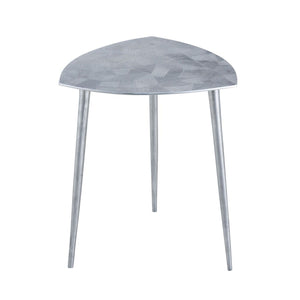 Beistelltisch – Aluminium, Silber Finish, Dreieck Design - Alster | MVG Voglrieder