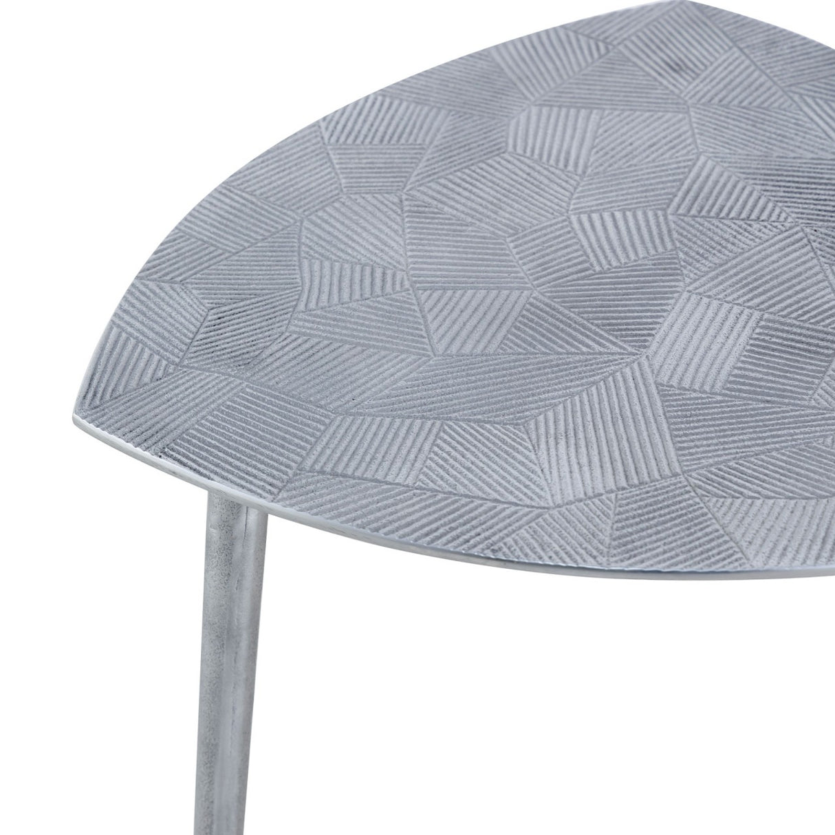 Beistelltisch – Aluminium, Silber Finish, Dreieck Design - Alster | MVG Voglrieder
