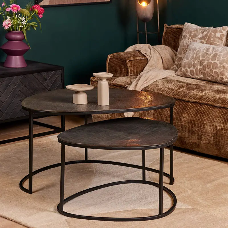 Couchtisch – Aluminium Tischplatten, Schwarzes Metallgestell, 2-teilig – Lana | Starfurn