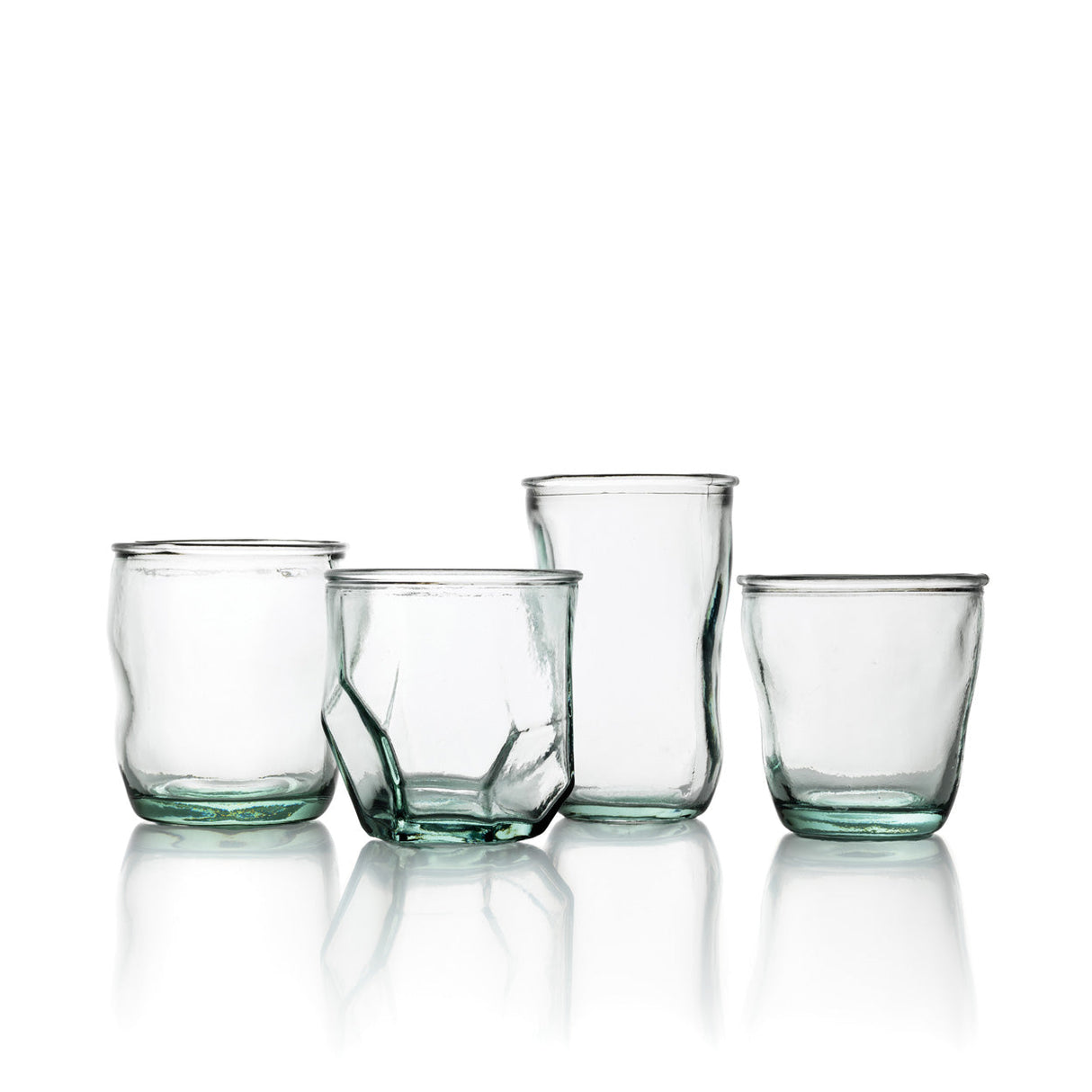 Trinkglas – Recyceltes Glas, Facetten Design, Blaue Farbe – Origami | Bazar Bizar Antwerp
