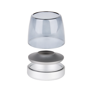 Windlicht aus Glas und Aluminium mit modernem Design und LED-Kerzen-Kompatibilität, Mattes Silber – Glow 10 | Kooduu