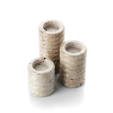 Teelichthalter – Travertin Stein, Geriffelte Oberfläche, Skulpturales Design, M – Travertine Ripple | Bazar Bizar Antwerp
