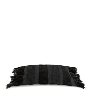 Kissenbezug – Samt Material, Boho Stil, Schwarzer Ton, 30x50 cm - Oh My Gee | Bazar Bizar Antwerp