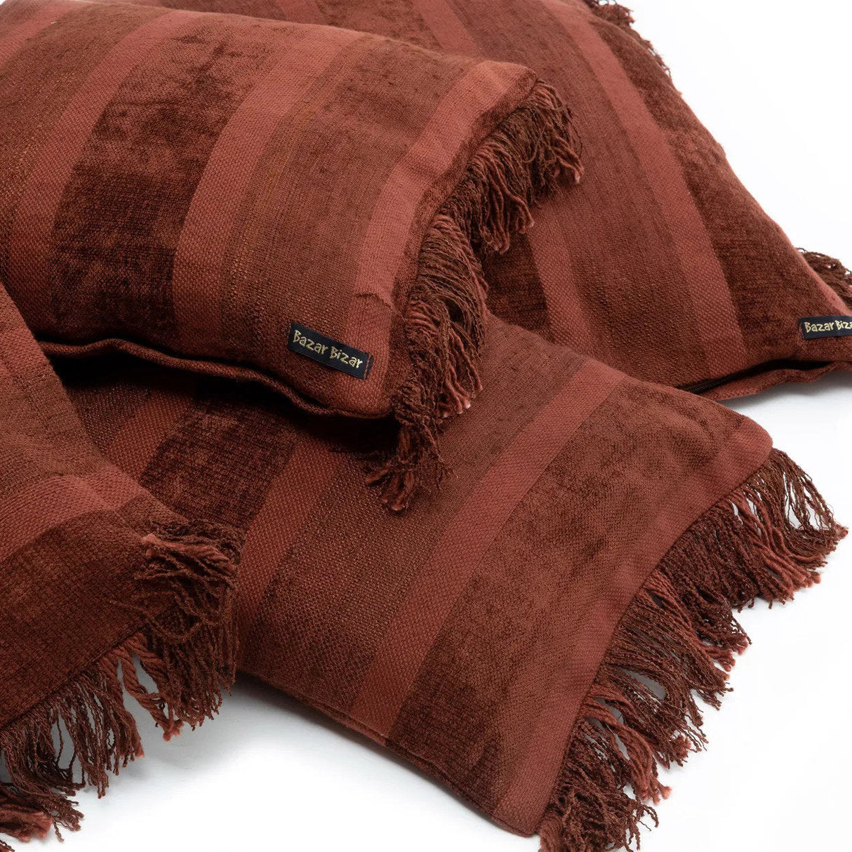 Kissenbezug – Samt Material, Boho Stil, Burgunder Ton, 30x50 cm - Oh My Gee | Bazar Bizar Antwerp