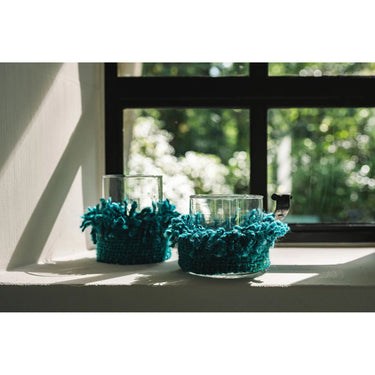 Kerzenhalter – Gestrickte Baumwolle, Glas Einsatz, Dekorativer Look, M – Oh My Gee | Bazar Bizar Antwerp