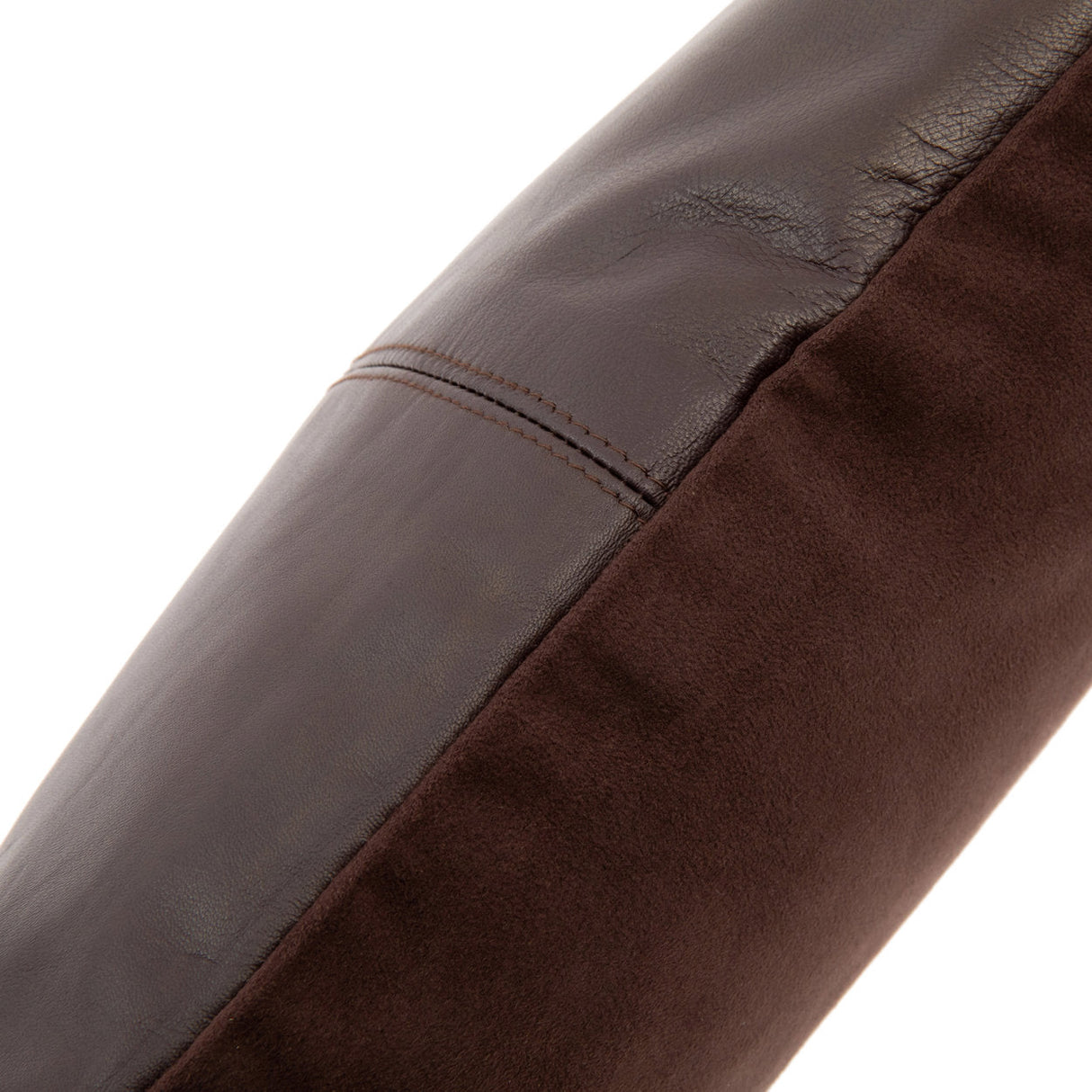 Kissenbezug – Weiches Leder, Vierfeld Design, Strukturreiche Oberfläche | Bazar Bizar Antwerp