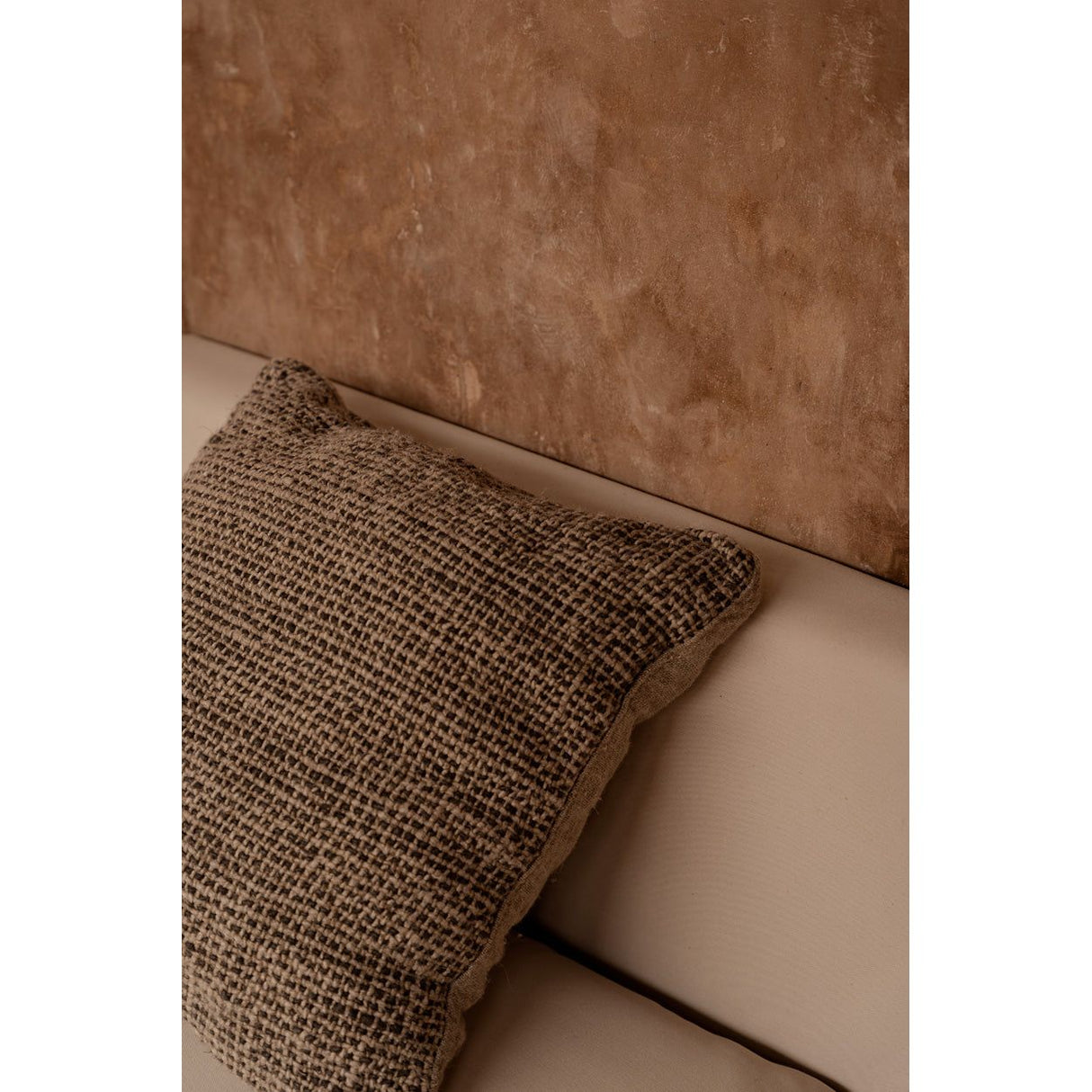 Kissenbezug – Leinen Material, Boho Stil, Natur Schwarz Ton - Grain | Bazar Bizar Antwerp