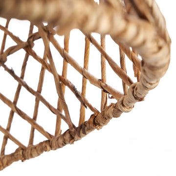 Pendant Light - Braided Banana Leaf, Layered Shape, Warm Light, S – Xiomara | Bazar Bizar Antwerp