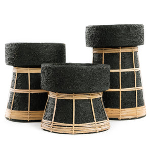 Kerzenhalter – Terrakotta-Rattan Material, Strukturierte Oberfläche, Flechtdesign, L – Serene | Bazar Bizar Antwerp