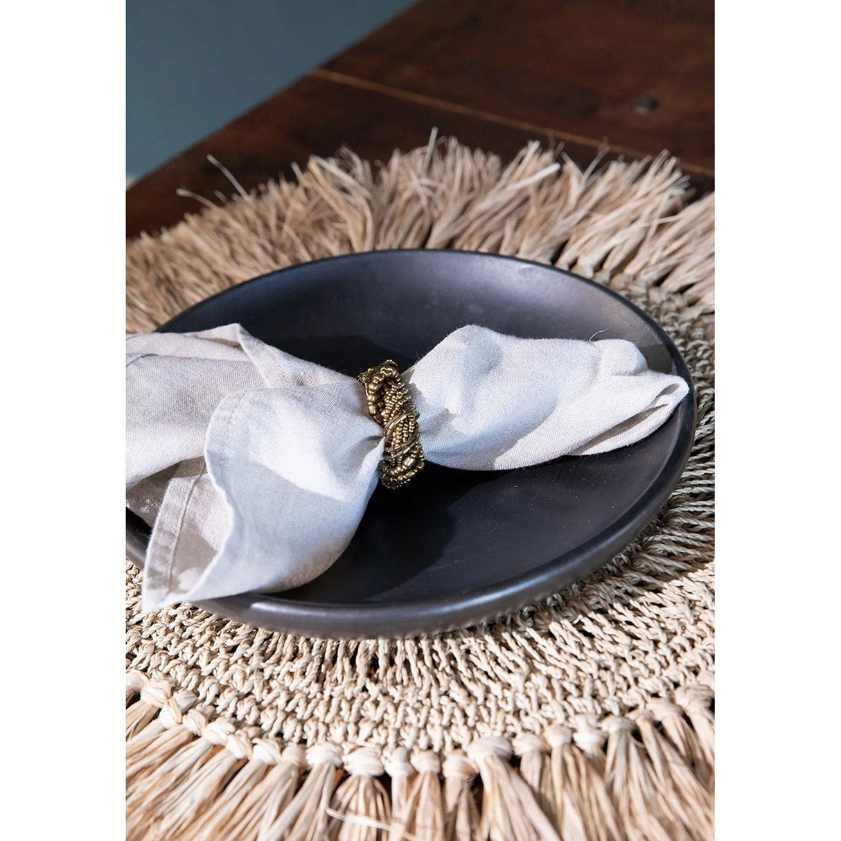 Teller – Gebrannte Terrakotta, Schlankes Design, Zeitlose Form, S | Bazar Bizar Antwerp