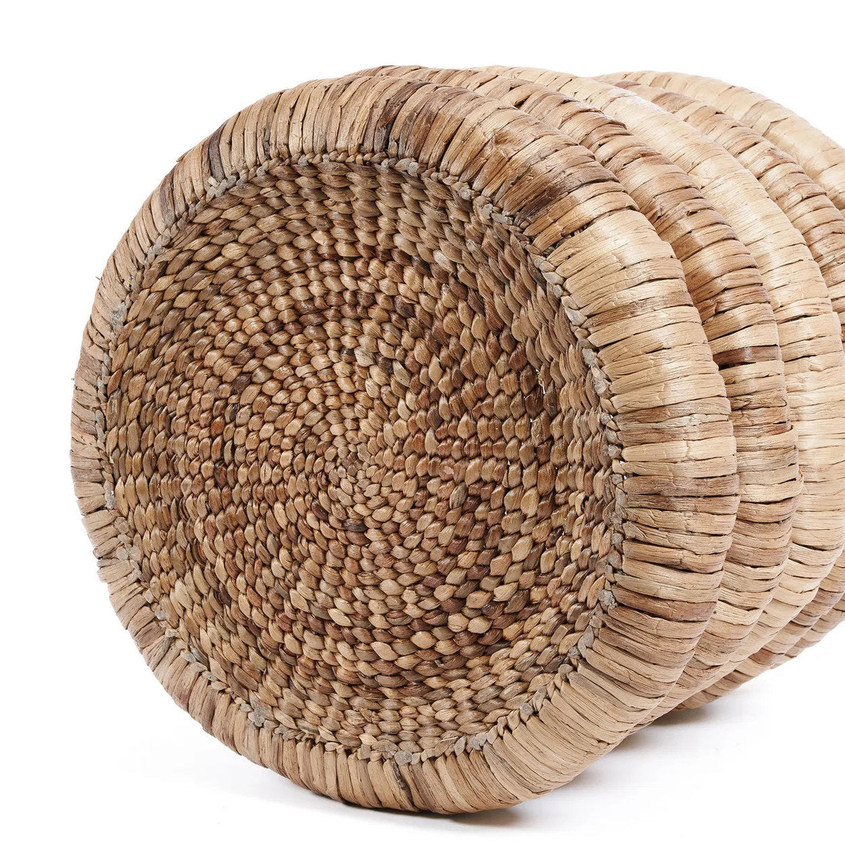 Korb – Wasserhyazinthe Material, Tragegriff Design, Bauchige Form – Chunky | Bazar Bizar Antwerp