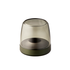 Kerzenhalter aus Glas und Aluminium mit modernem Design und LED-Kerzen-Kompatibilität, Grün – Glow 10 | Kooduu