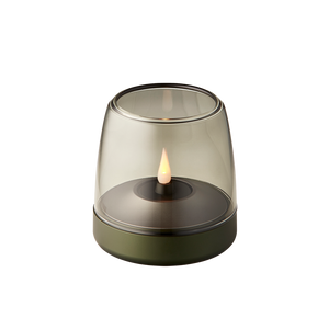 Kerzenhalter aus Glas und Aluminium mit modernem Design und LED-Kerzen-Kompatibilität, Grün – Glow 10 | Kooduu