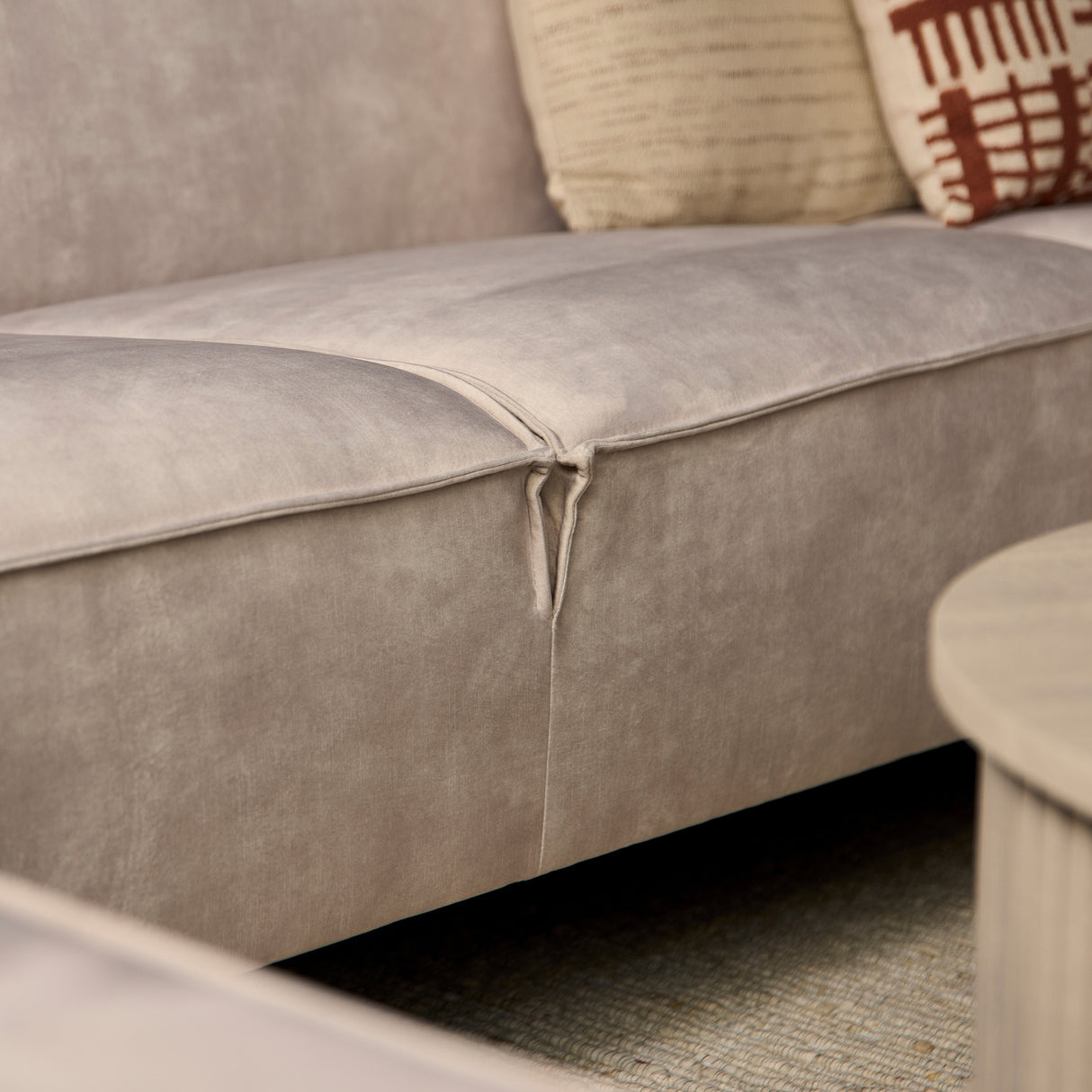 Corner Sofa – Torre 02 Fabric, 2.5-Seater, Lounge and Divan Design – Floris | Starfurn