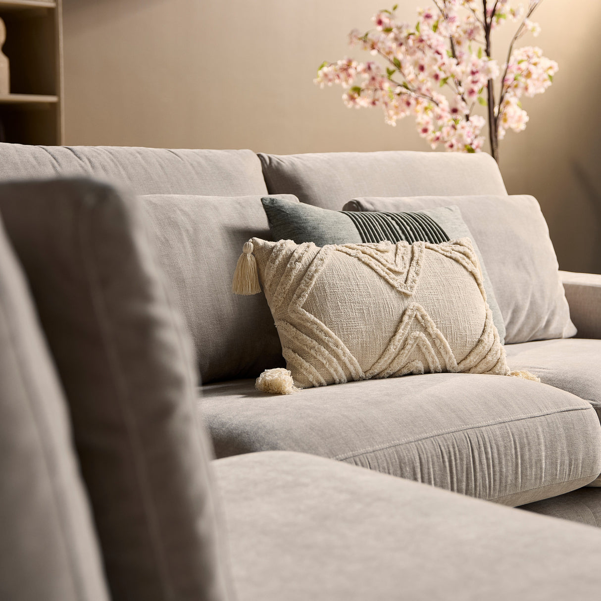 Corner Sofa - Ottoman left & Beech Wood Frame & Cold Foam Upholstery – Jesse | Starfurn