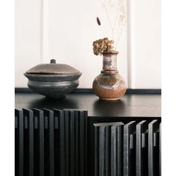 Sideboard - Eichenlamellen Schwarzeiche Metallfüße – Louvre | Njordec