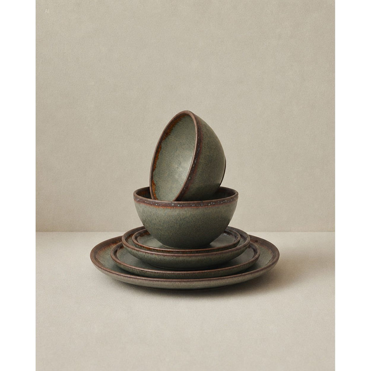 Salad plate – Portuguese Stoneware, Handmade Ceramic Surface, Multicoloured Glaze – Côa | Bazar Bizar Antwerp